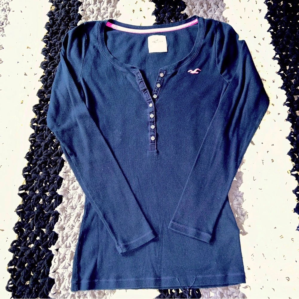 Vintage Y2K Hollister Henley Top